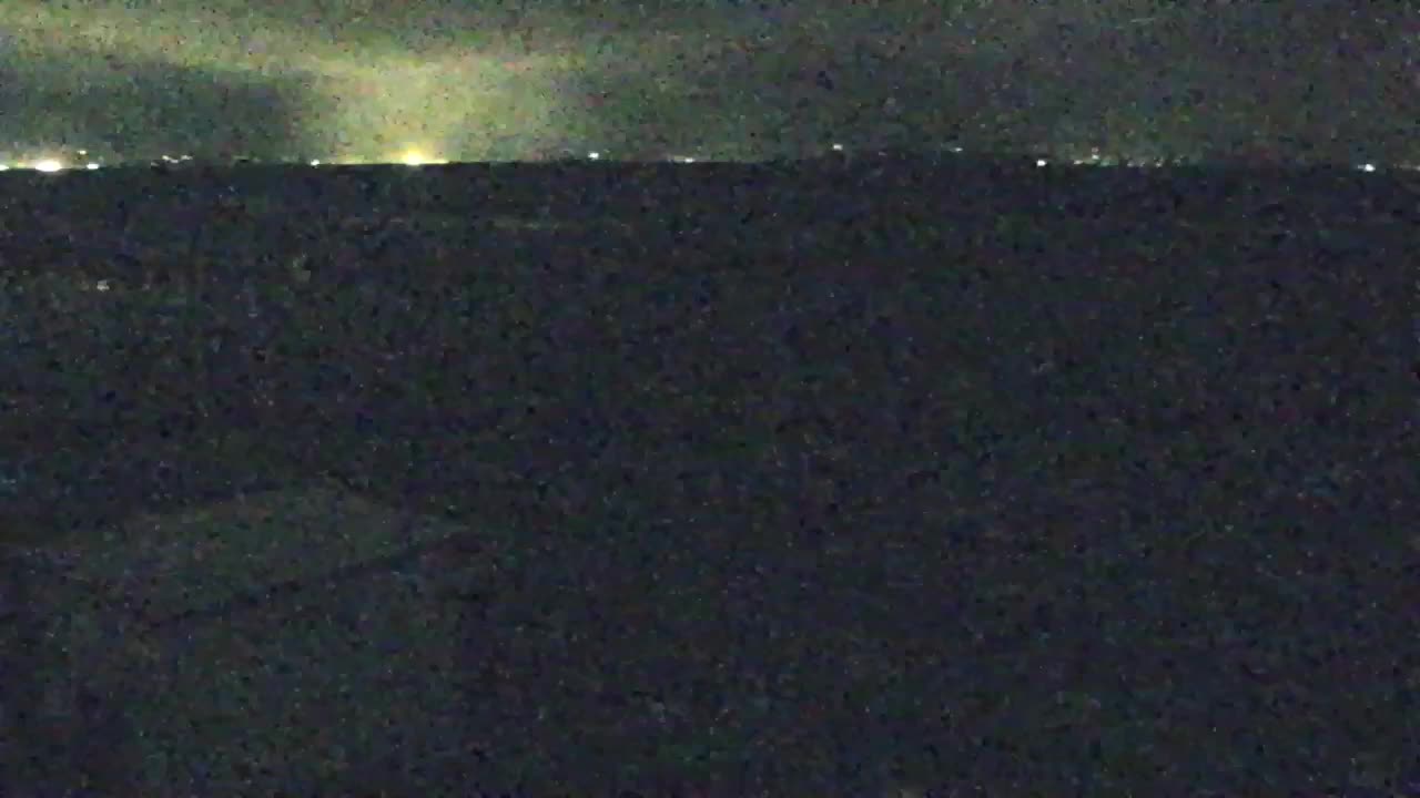 Webcam en vivo Grado: Vistas de la playa y del parque acuático en tiempo real
