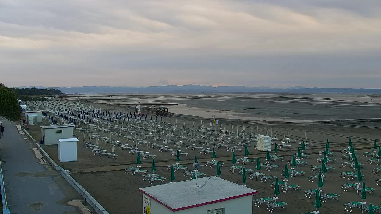 Webcam en direct Grado : Vues sur la plage et l’aquapark en temps réel