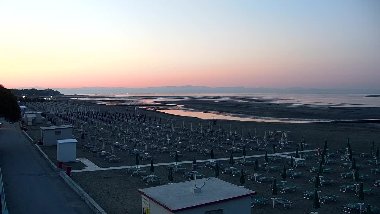 Webcam en direct Grado : Vues sur la plage et l’aquapark en temps réel