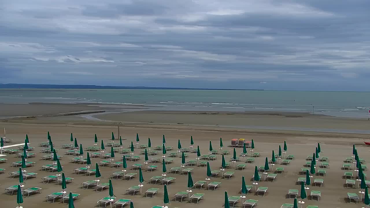 Grado Beach and Aquapark Views in Real Time