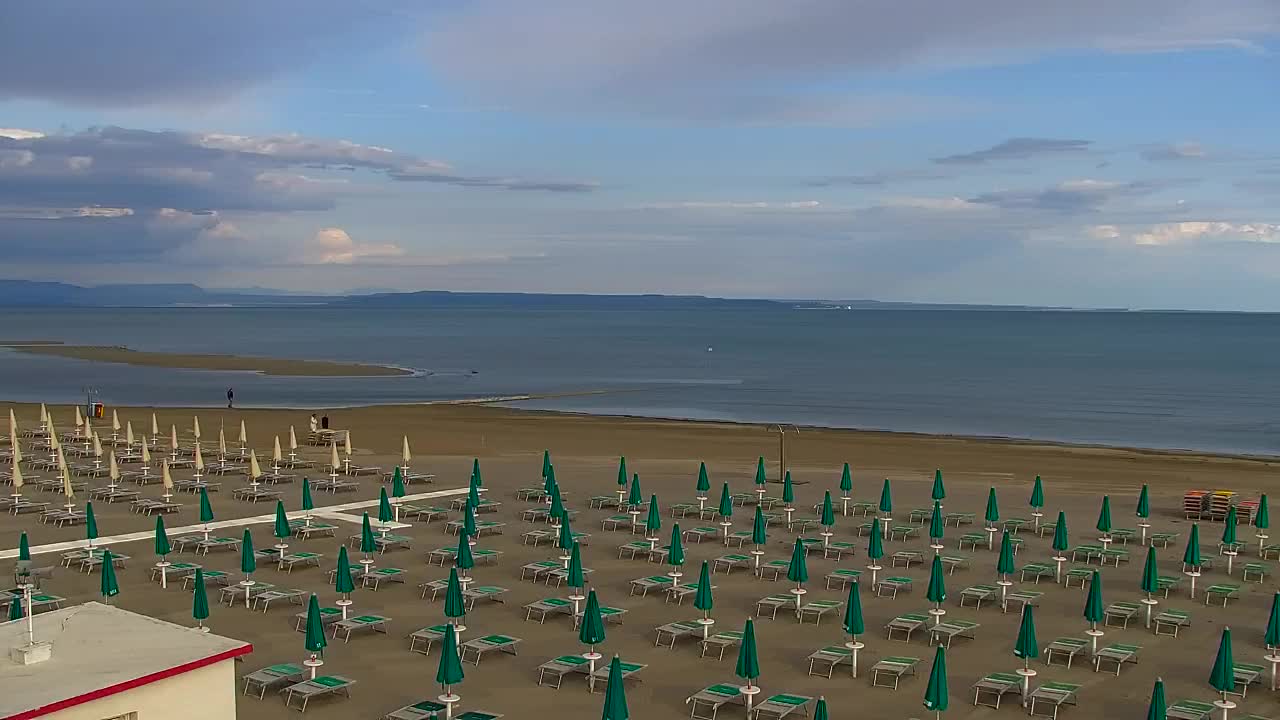 Webcam Live Grado: Vista sulla spiaggia e sull’acquapark in tempo reale