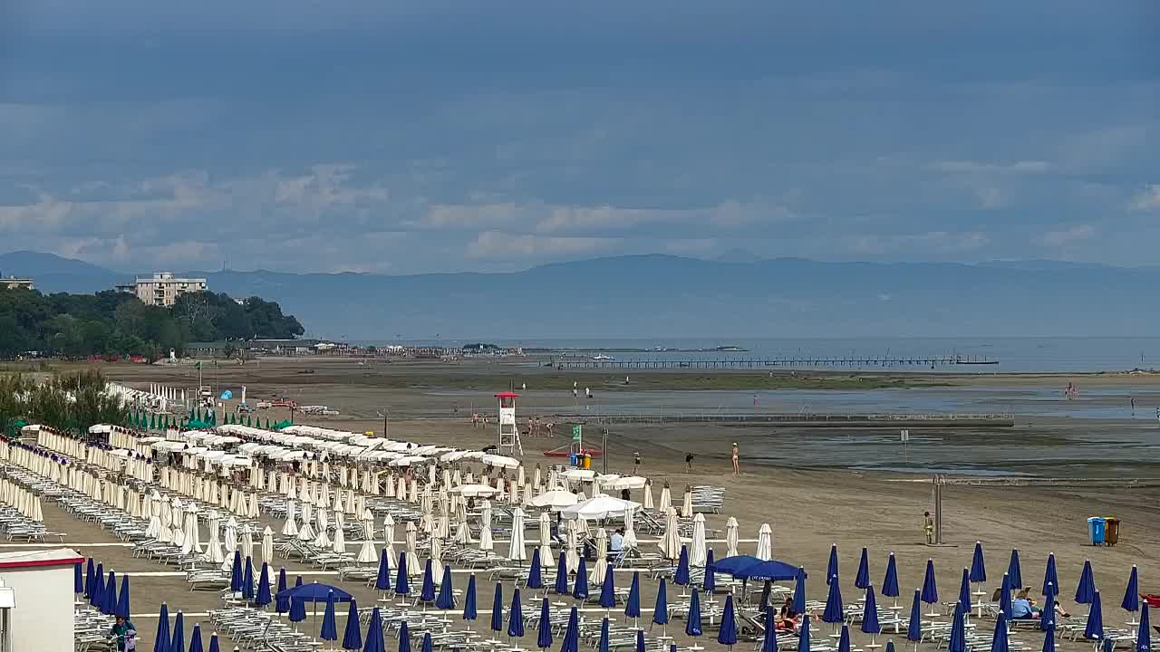 Grado Beach and Aquapark Views in Real Time