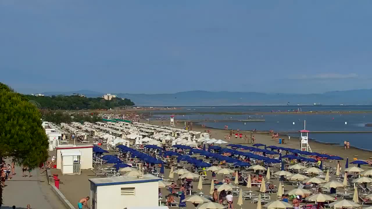 Grado Beach and Aquapark Views in Real Time