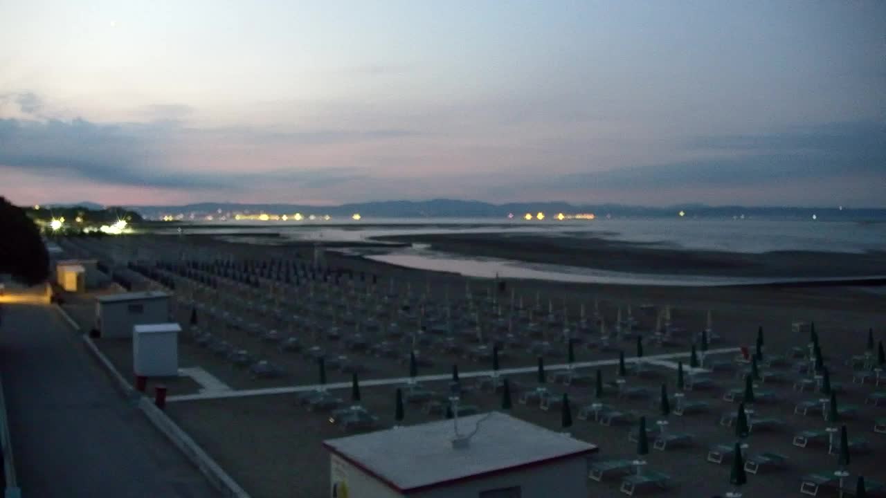Webcam Live Grado: Vista sulla spiaggia e sull’acquapark in tempo reale