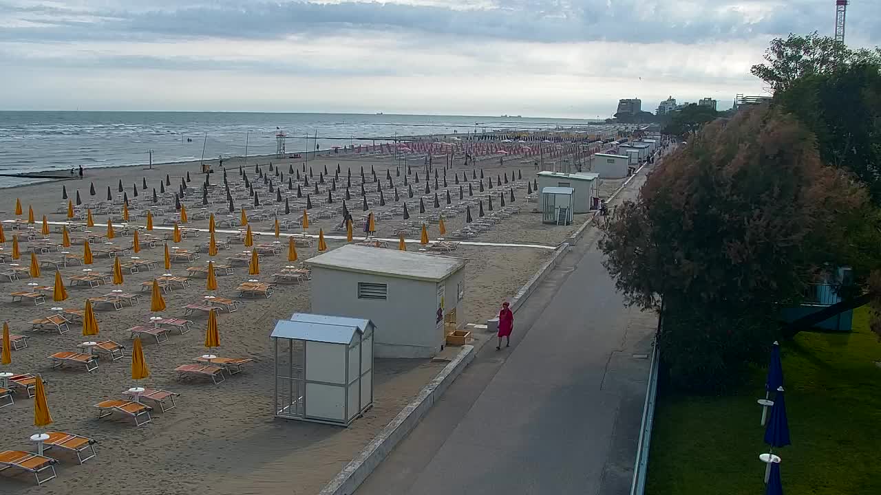Webcam Live Grado: Vista sulla spiaggia e sull’acquapark in tempo reale