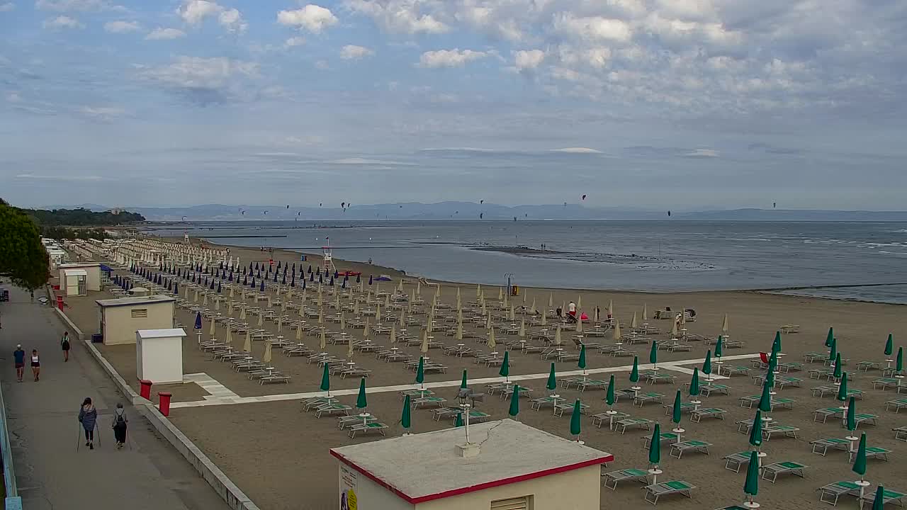 Webcam Live Grado: Vista sulla spiaggia e sull’acquapark in tempo reale