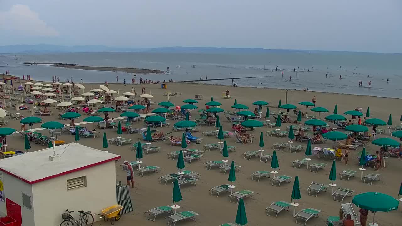 Grado Beach and Aquapark Views in Real Time