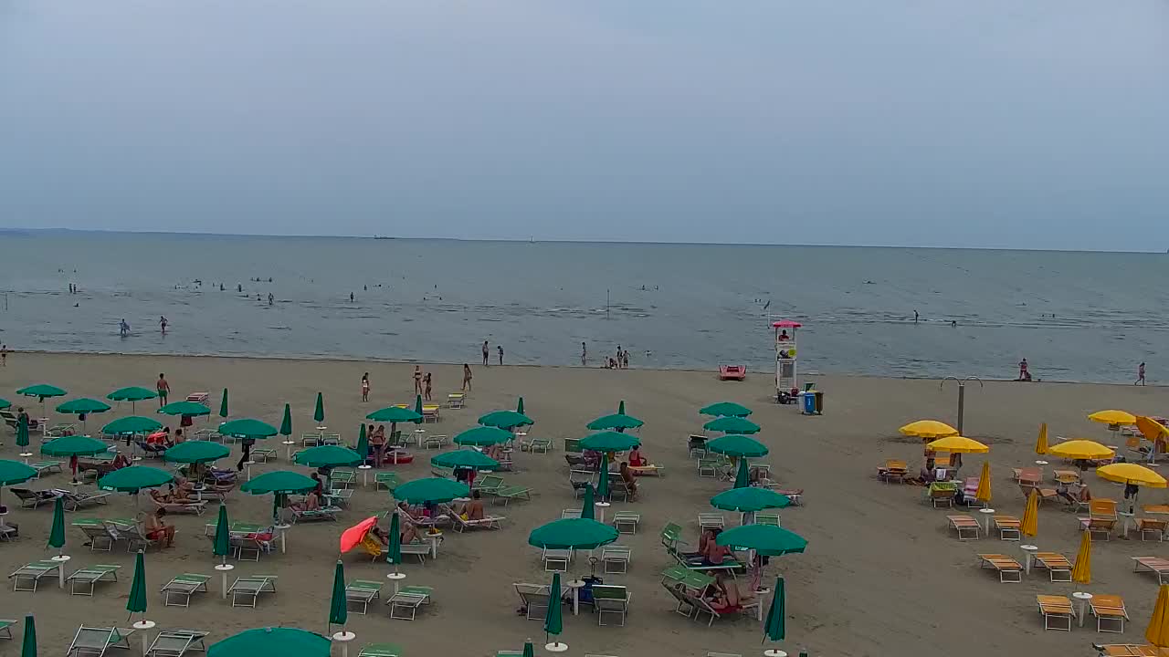 Webcam en direct Grado : Vues sur la plage et l’aquapark en temps réel