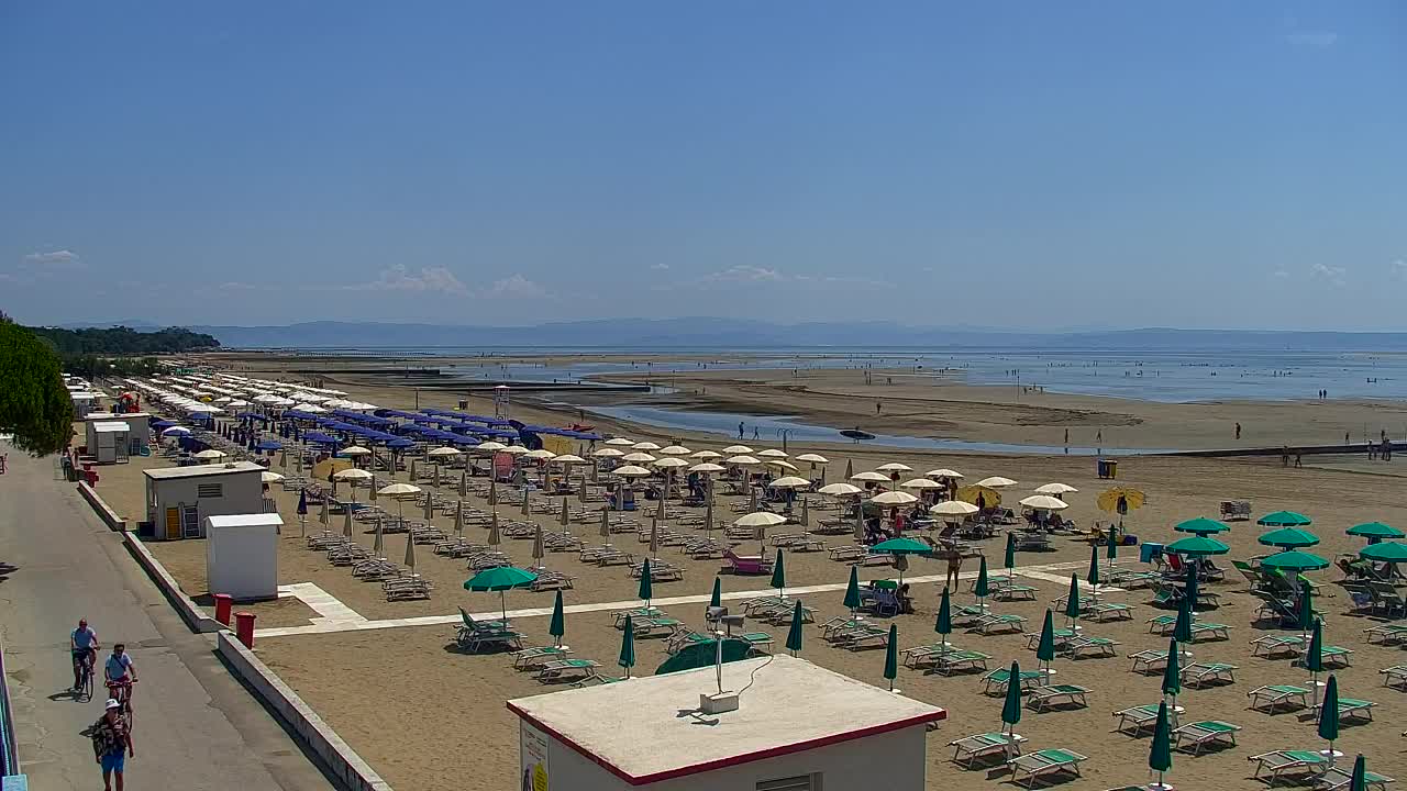 Webcam Live Grado: Vista sulla spiaggia e sull’acquapark in tempo reale