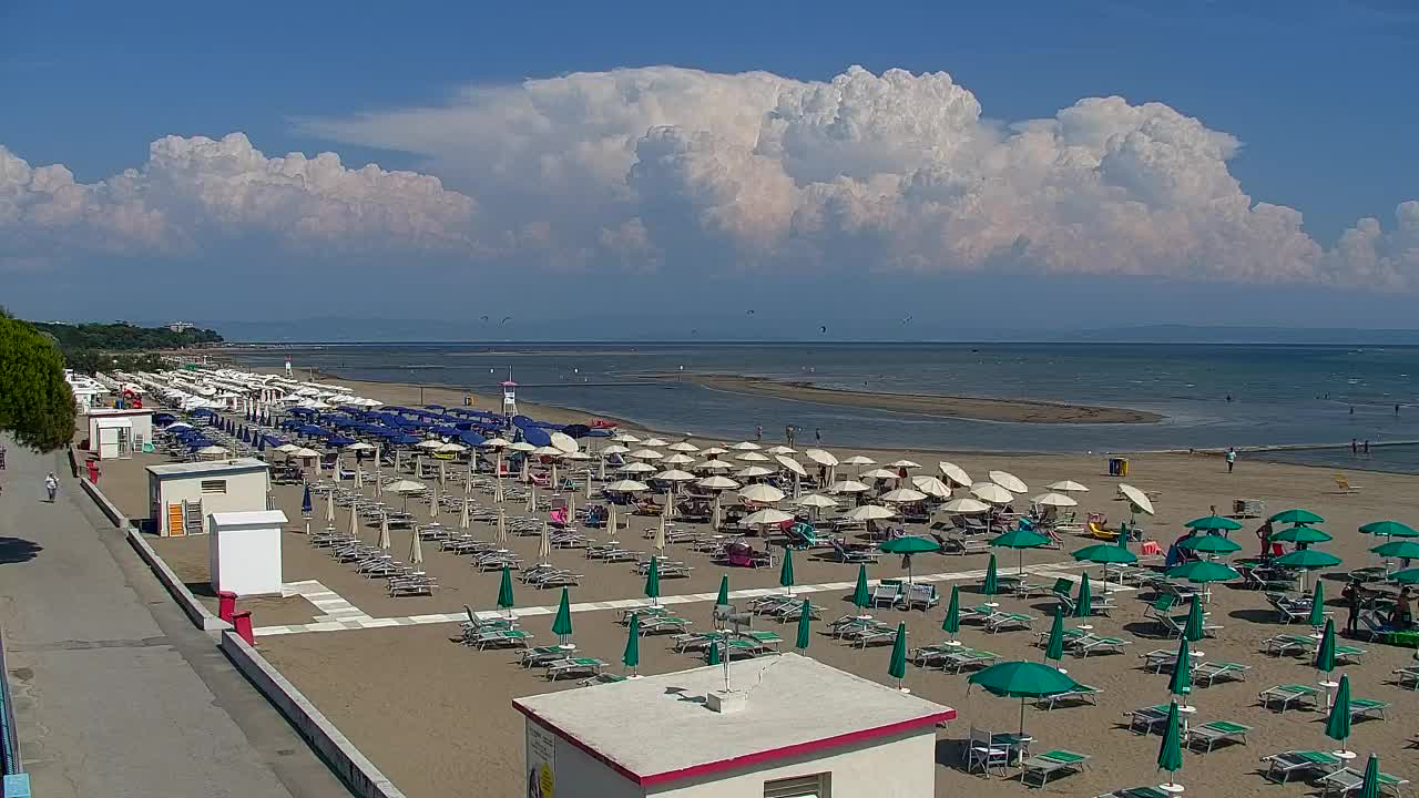 Webcam Live Grado: Vista sulla spiaggia e sull’acquapark in tempo reale