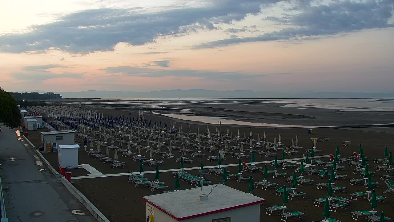 Webcam Live Grado: Vista sulla spiaggia e sull’acquapark in tempo reale