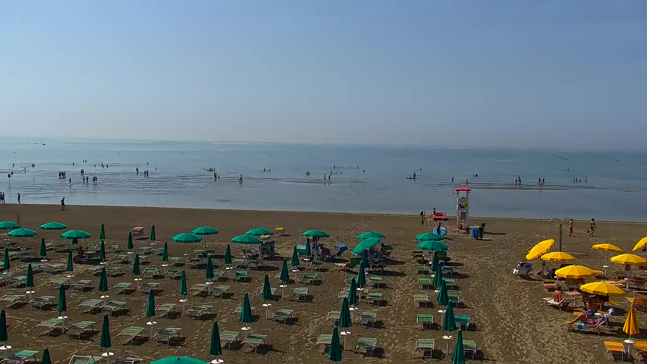 Spletna kamera v živo Grado: Pogledi na plažo in vodni park v realnem času