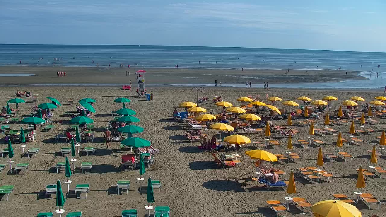 Webcam en vivo Grado: Vistas de la playa y del parque acuático en tiempo real
