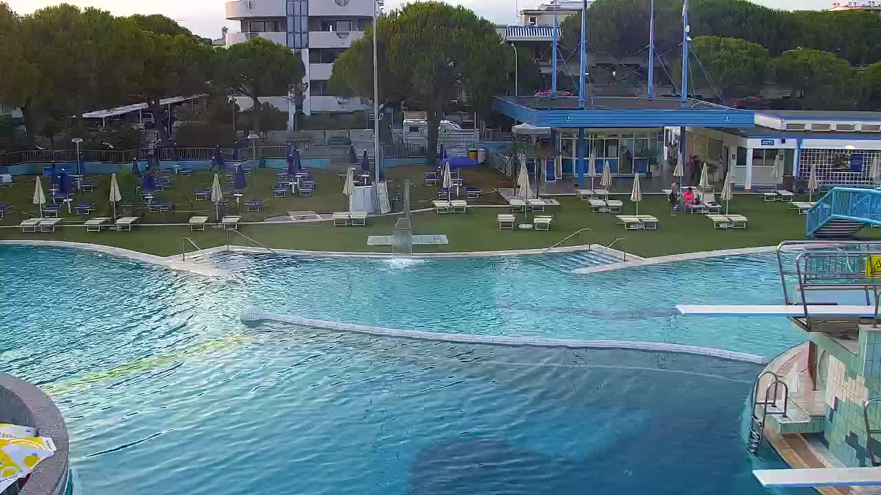 Grado Beach and Aquapark Views in Real Time
