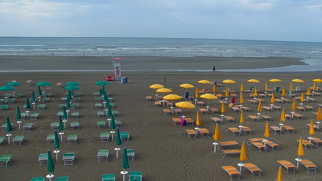 Webcam en direct Grado : Vues sur la plage et l’aquapark en temps réel
