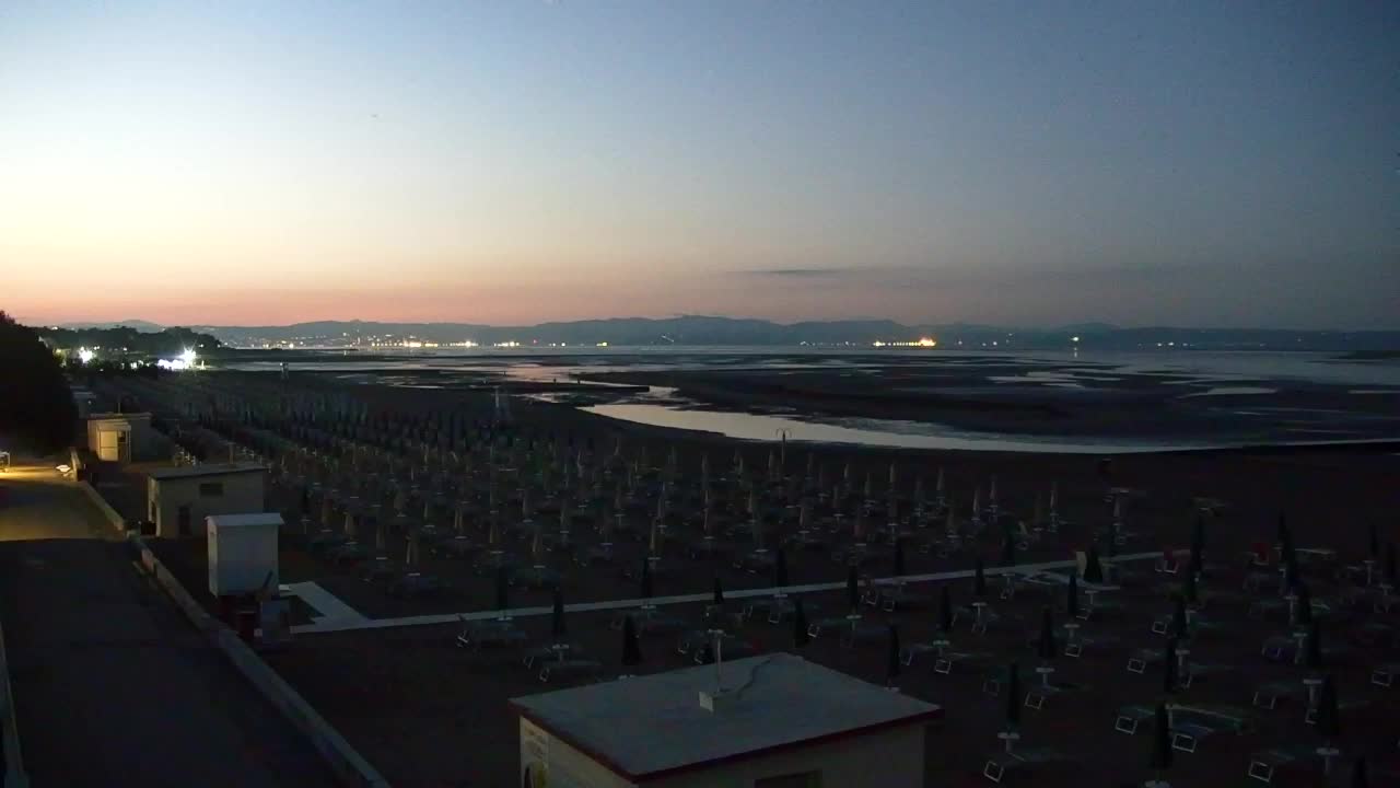 Webcam en direct Grado : Vues sur la plage et l’aquapark en temps réel