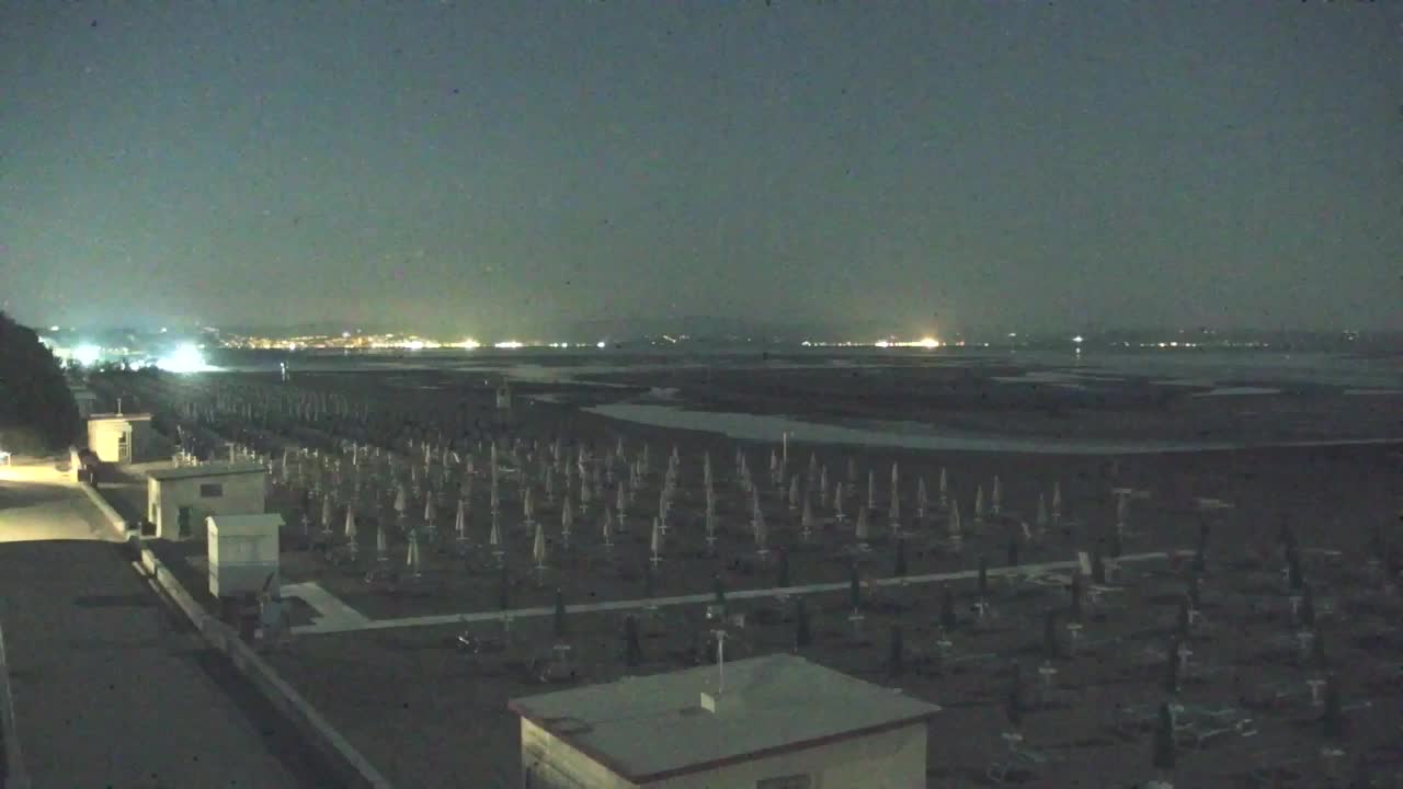 Webcam en direct Grado : Vues sur la plage et l’aquapark en temps réel