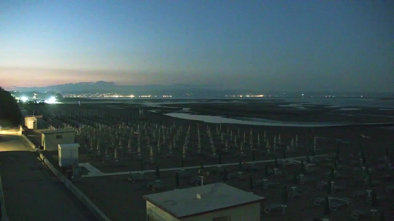 Webcam Live Grado: Vista sulla spiaggia e sull’acquapark in tempo reale