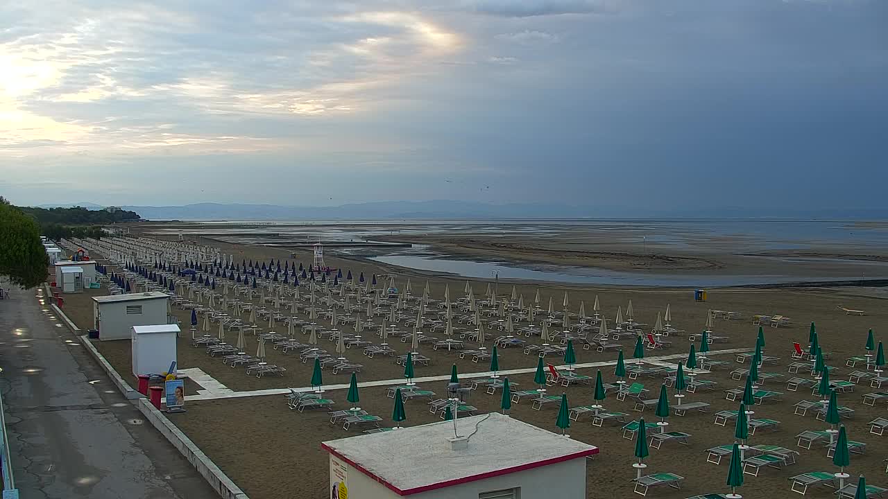 Webcam en direct Grado : Vues sur la plage et l’aquapark en temps réel