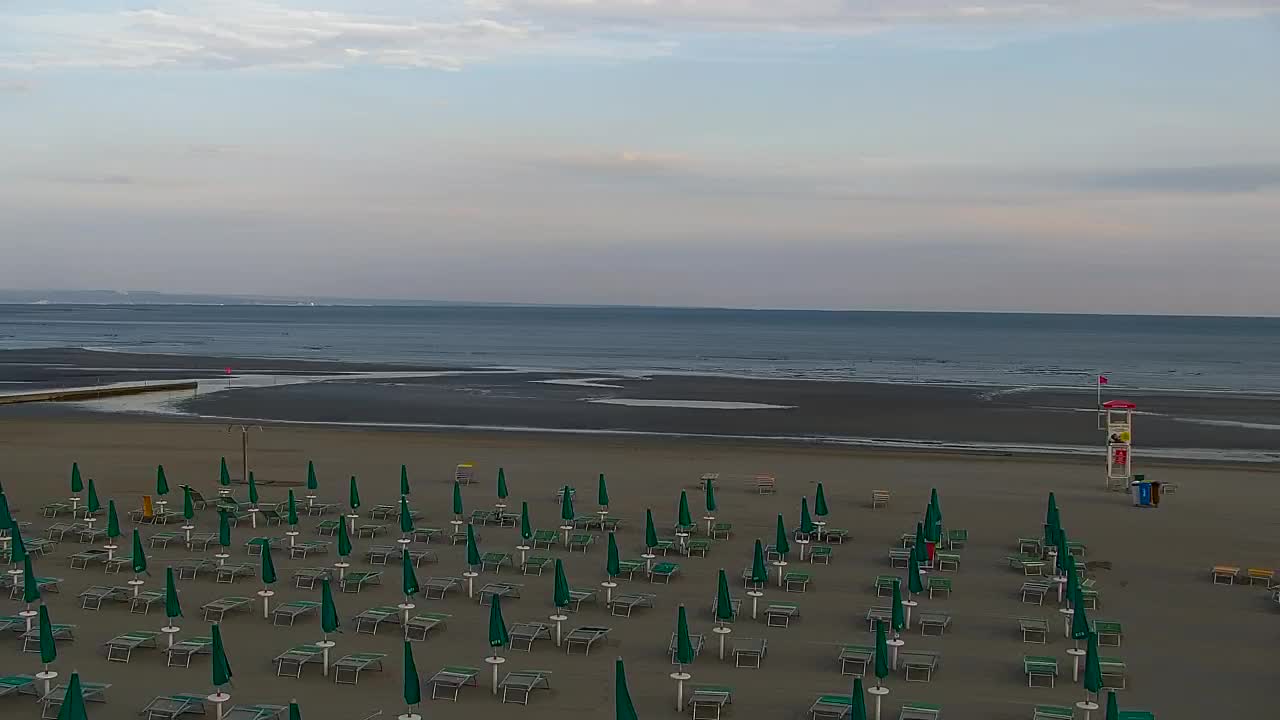 Webcam en direct Grado : Vues sur la plage et l’aquapark en temps réel
