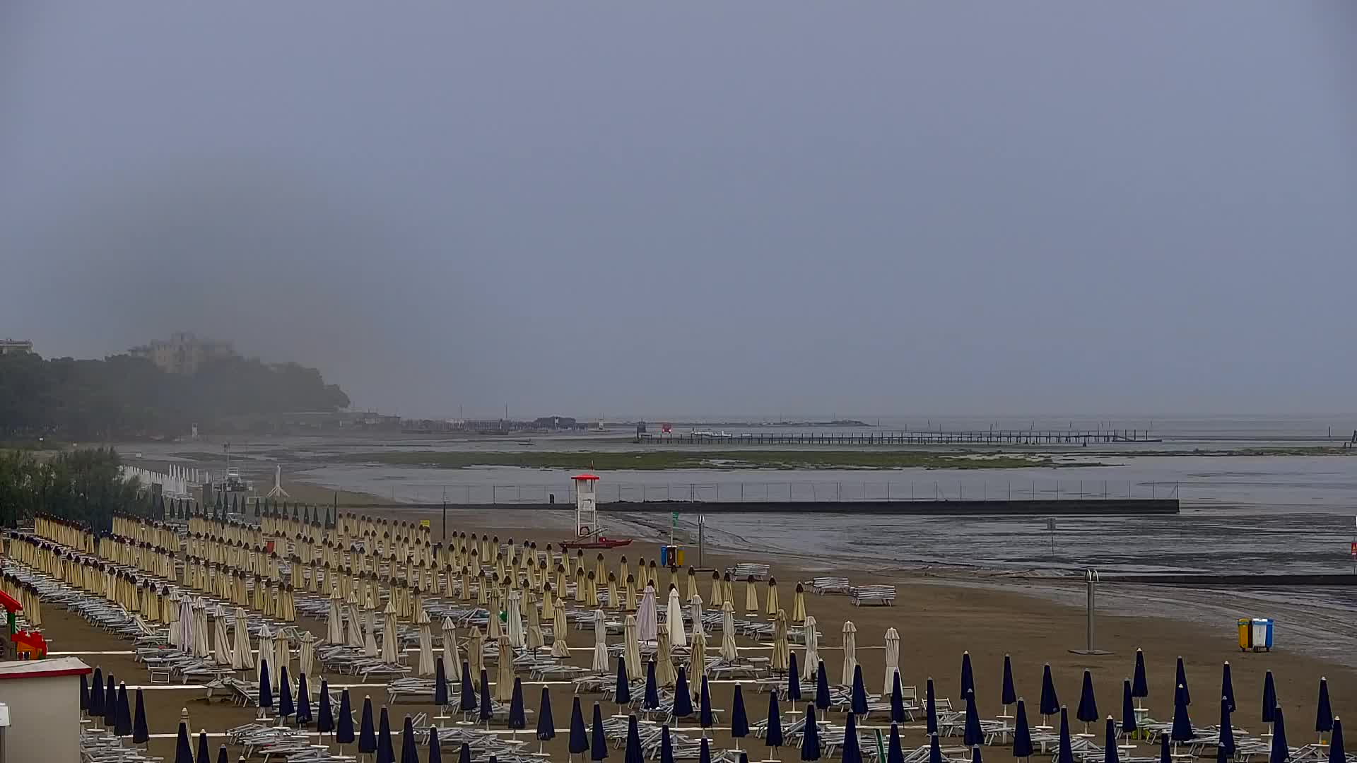 Grado Beach and Aquapark Views in Real Time