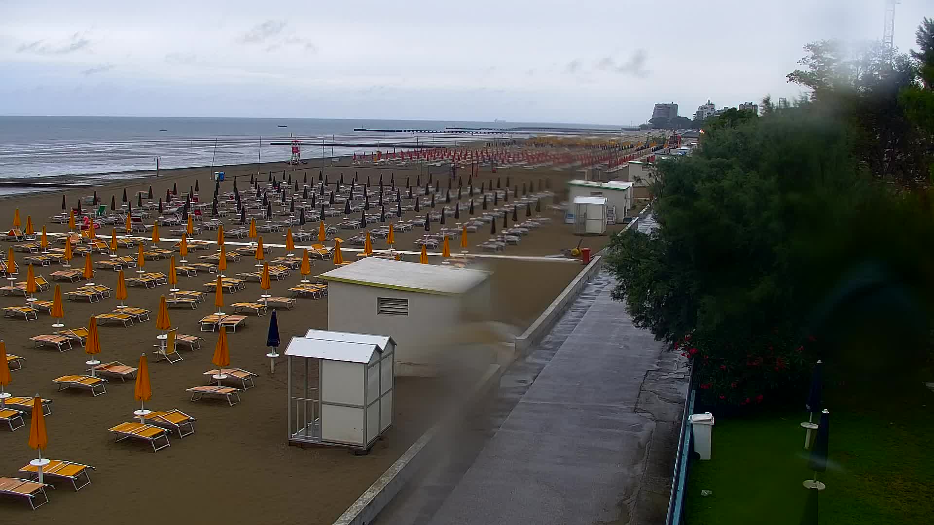 Grado Beach and Aquapark Views in Real Time
