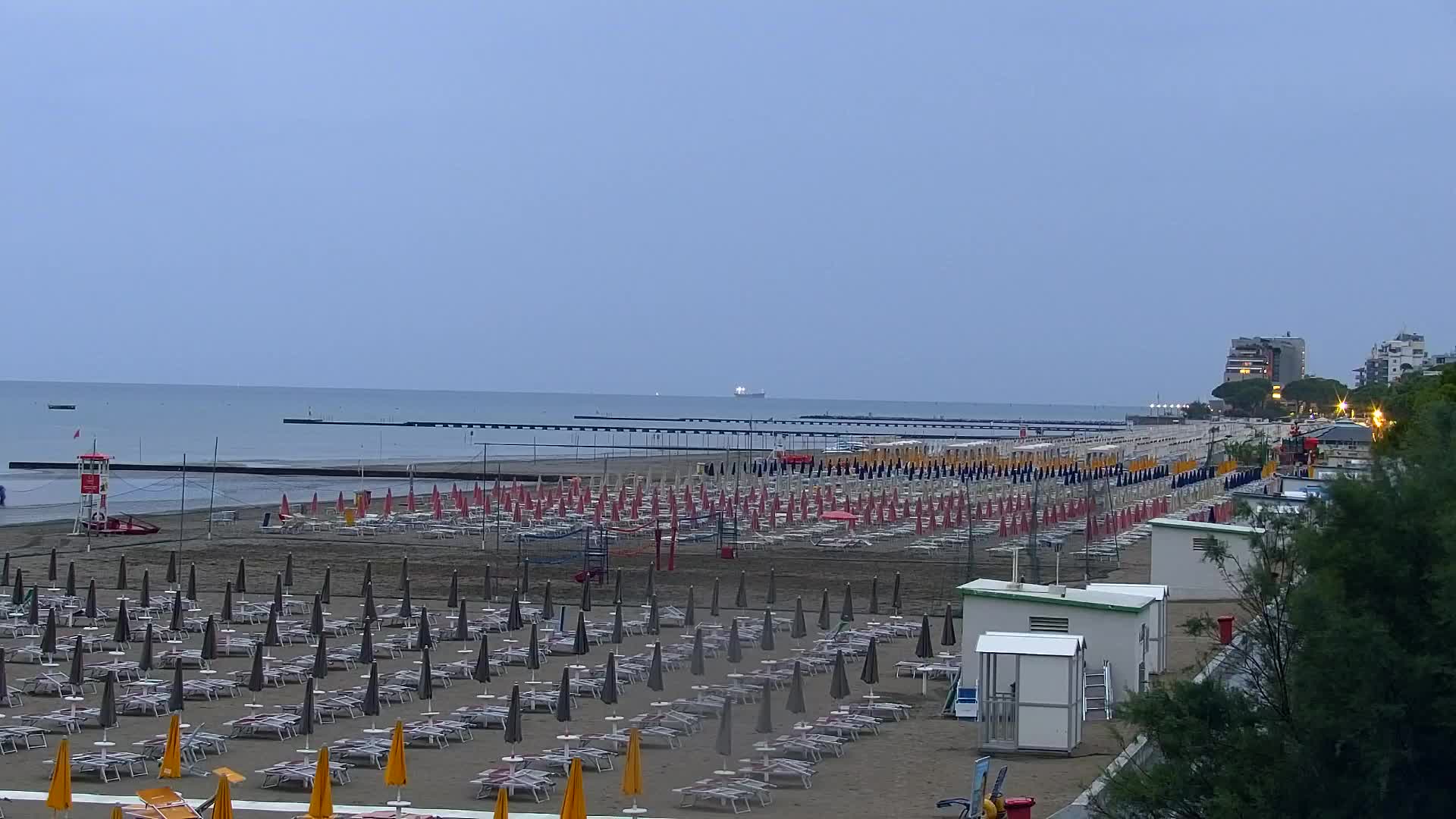 Webcam Live Grado: Vista sulla spiaggia e sull’acquapark in tempo reale