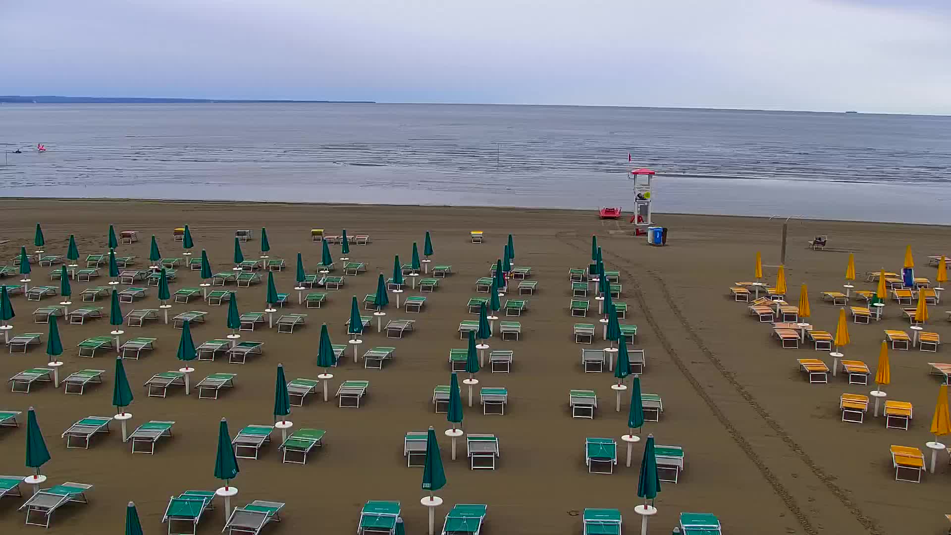 Spletna kamera v živo Grado: Pogledi na plažo in vodni park v realnem času