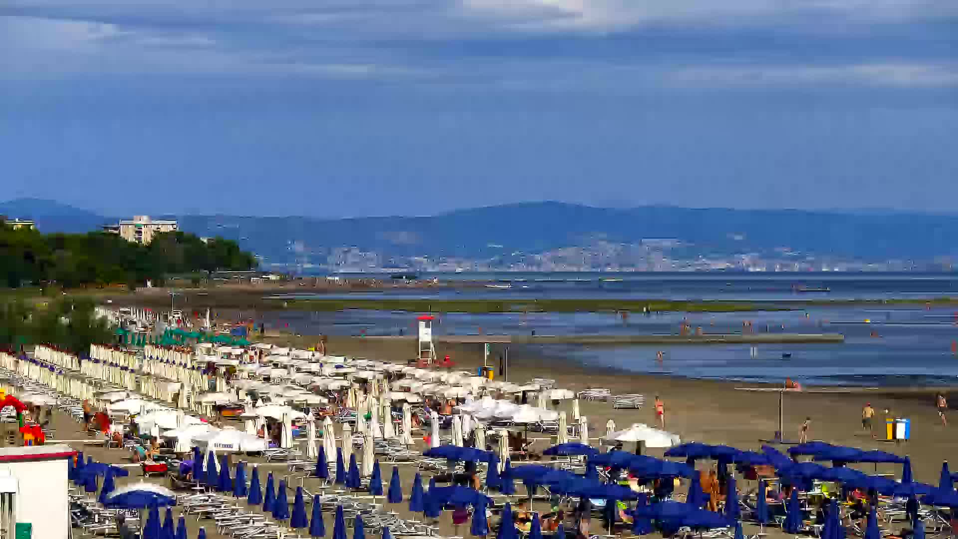 Webcam Live Grado: Vista sulla spiaggia e sull’acquapark in tempo reale
