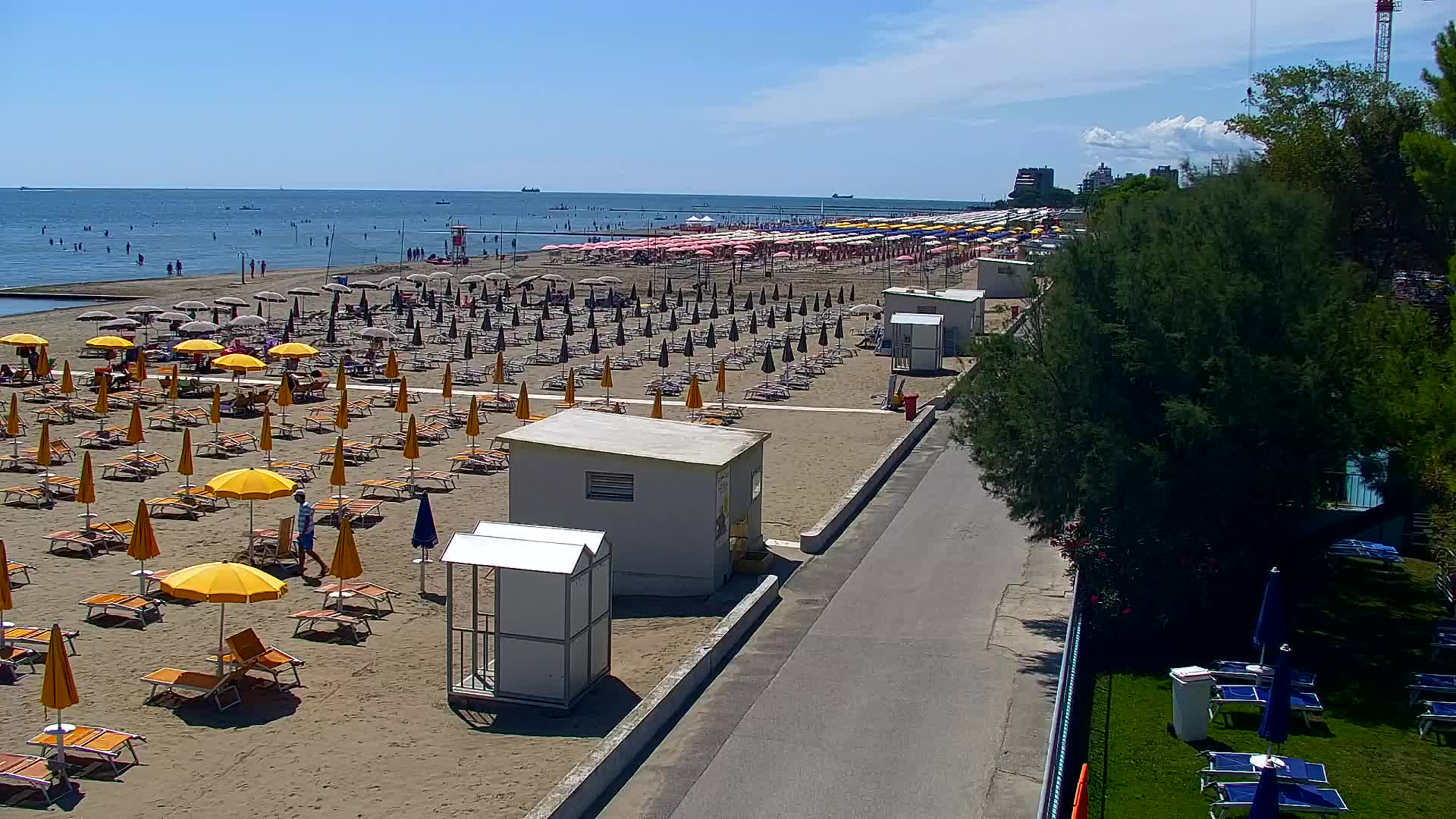Grado Beach and Aquapark Views in Real Time