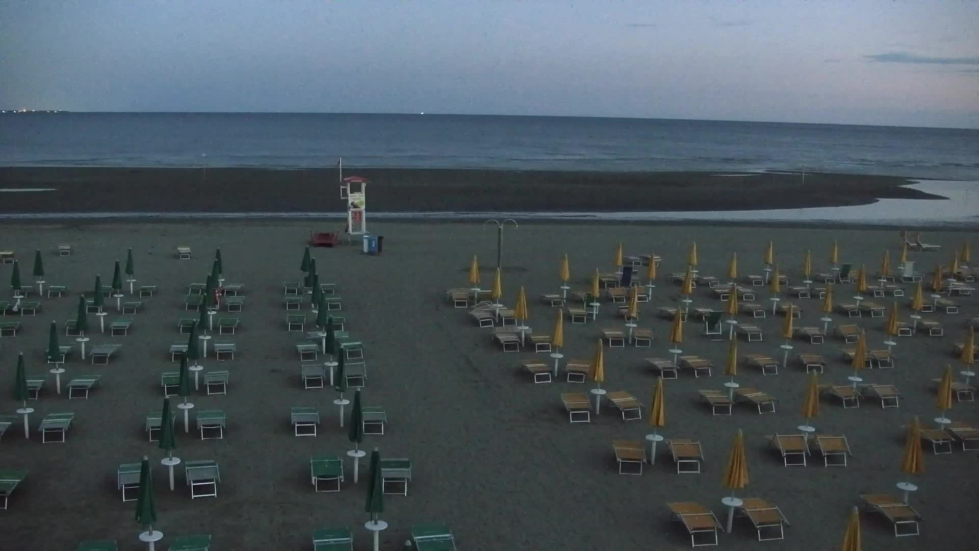 Grado Beach and Aquapark Views in Real Time