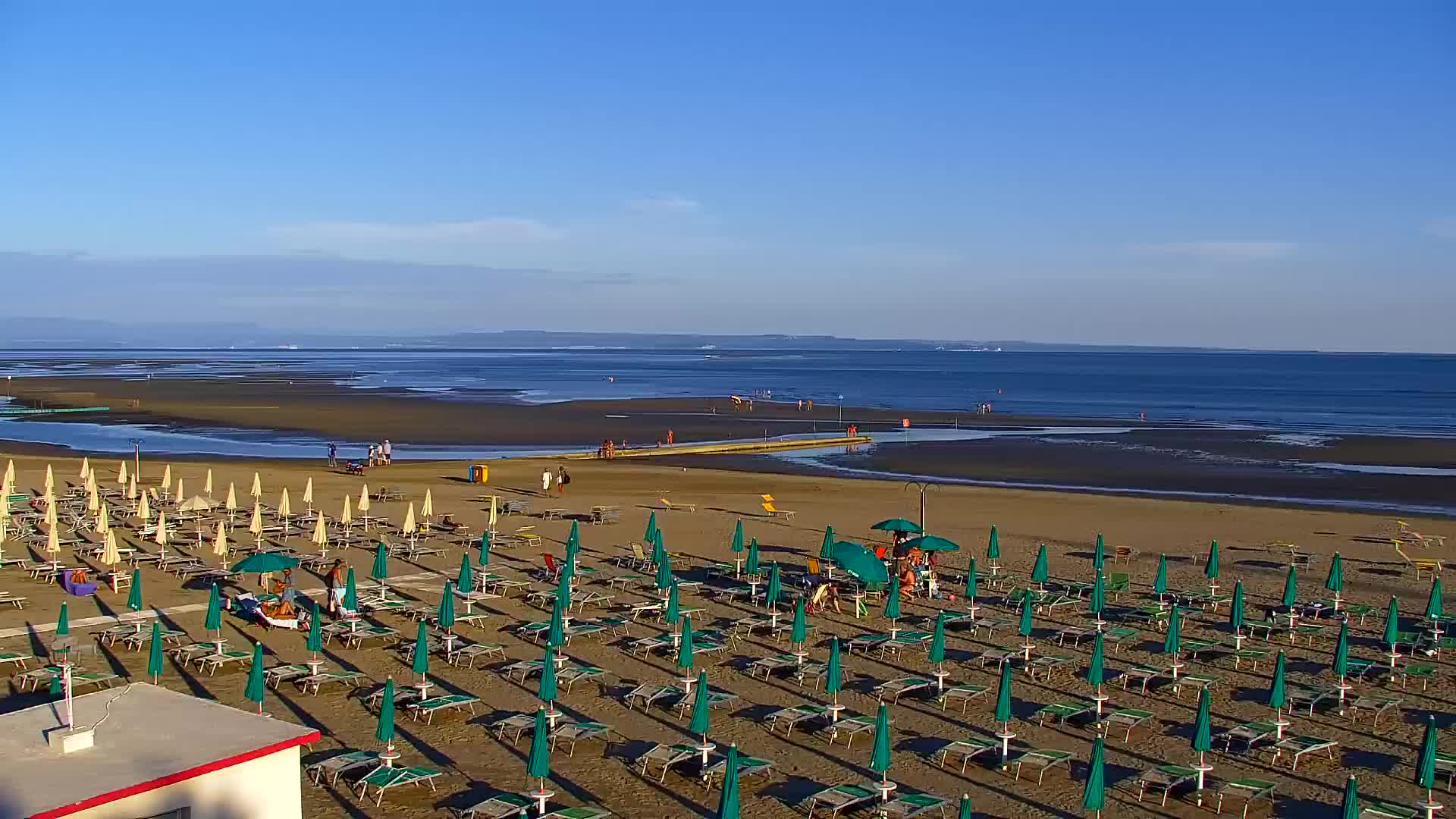 Spletna kamera v živo Grado: Pogledi na plažo in vodni park v realnem času
