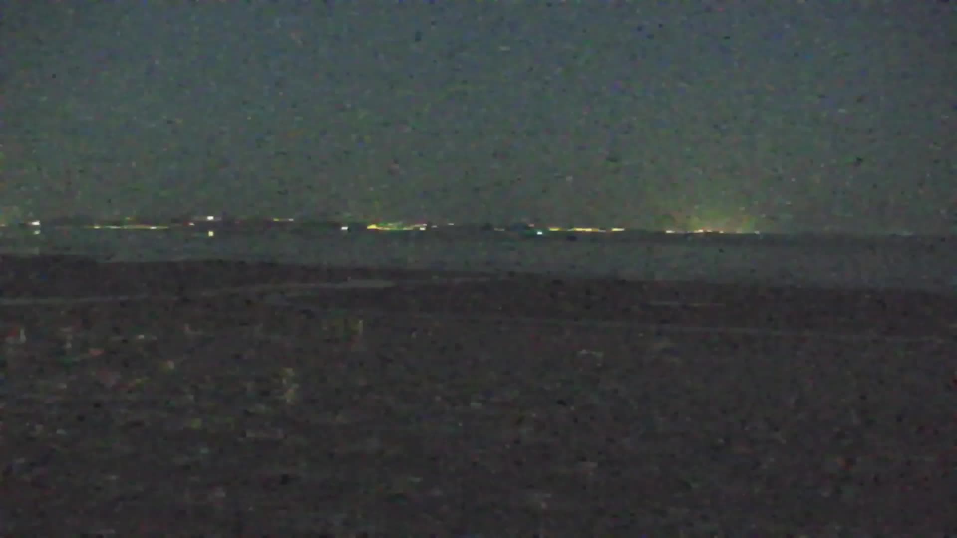 Webcam en vivo Grado: Vistas de la playa y del parque acuático en tiempo real