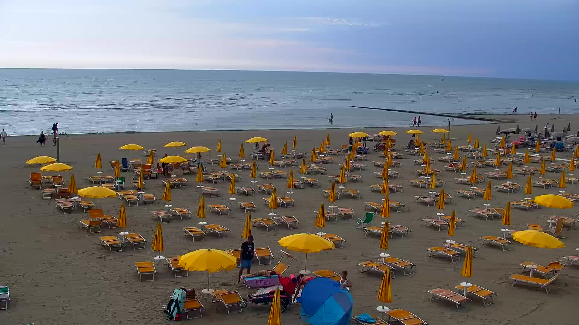 Spletna kamera v živo Grado: Pogledi na plažo in vodni park v realnem času