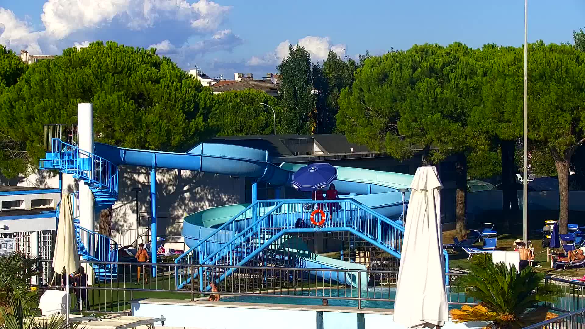 Spletna kamera v živo Grado: Pogledi na plažo in vodni park v realnem času