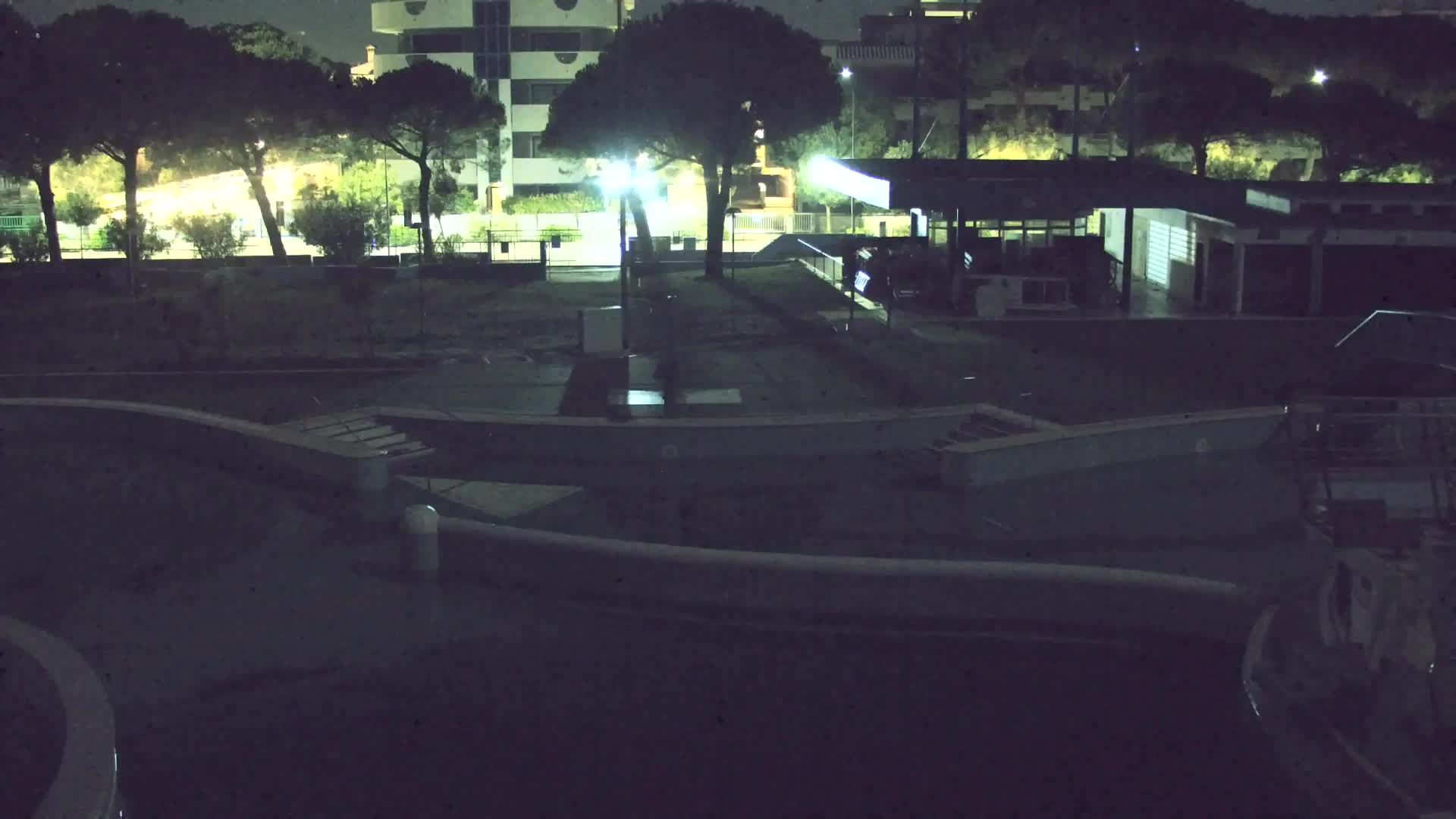 Webcam en vivo Grado: Vistas de la playa y del parque acuático en tiempo real