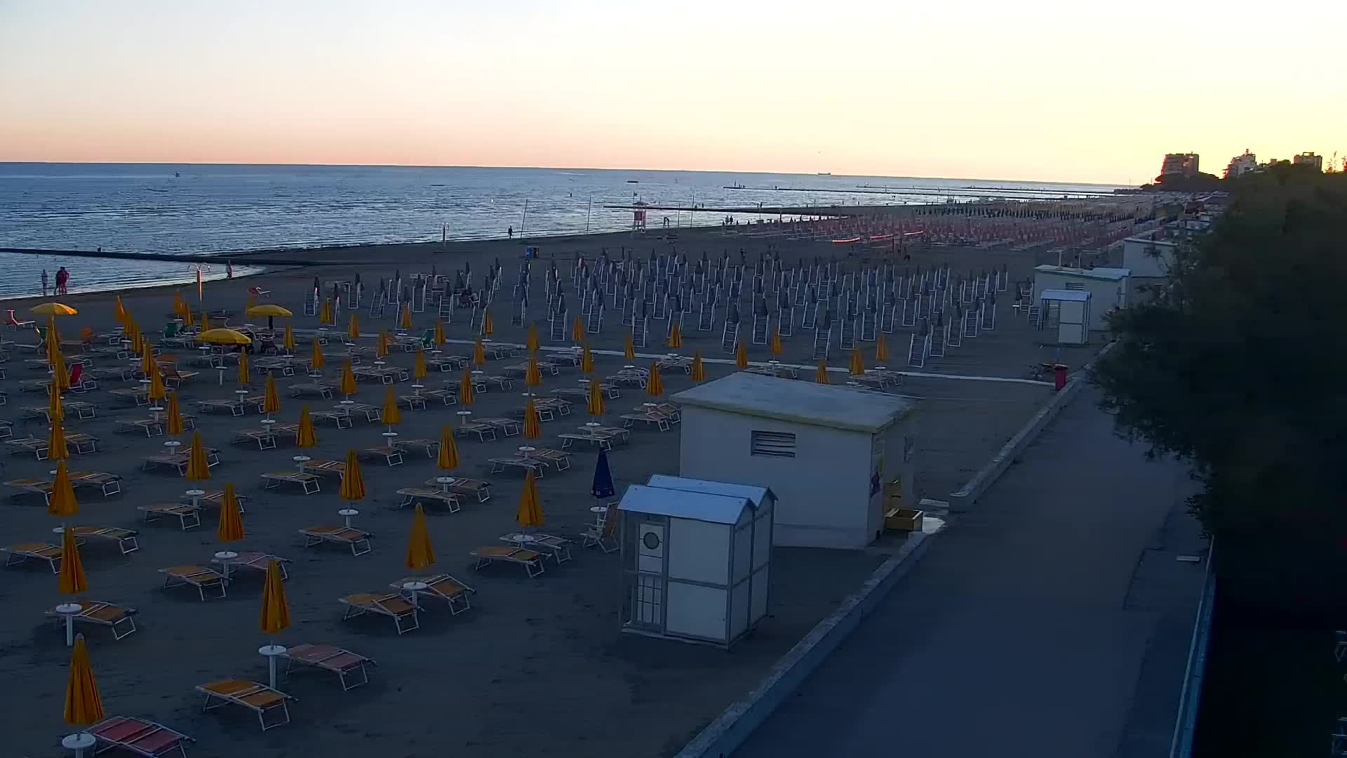 Grado Beach and Aquapark Views in Real Time