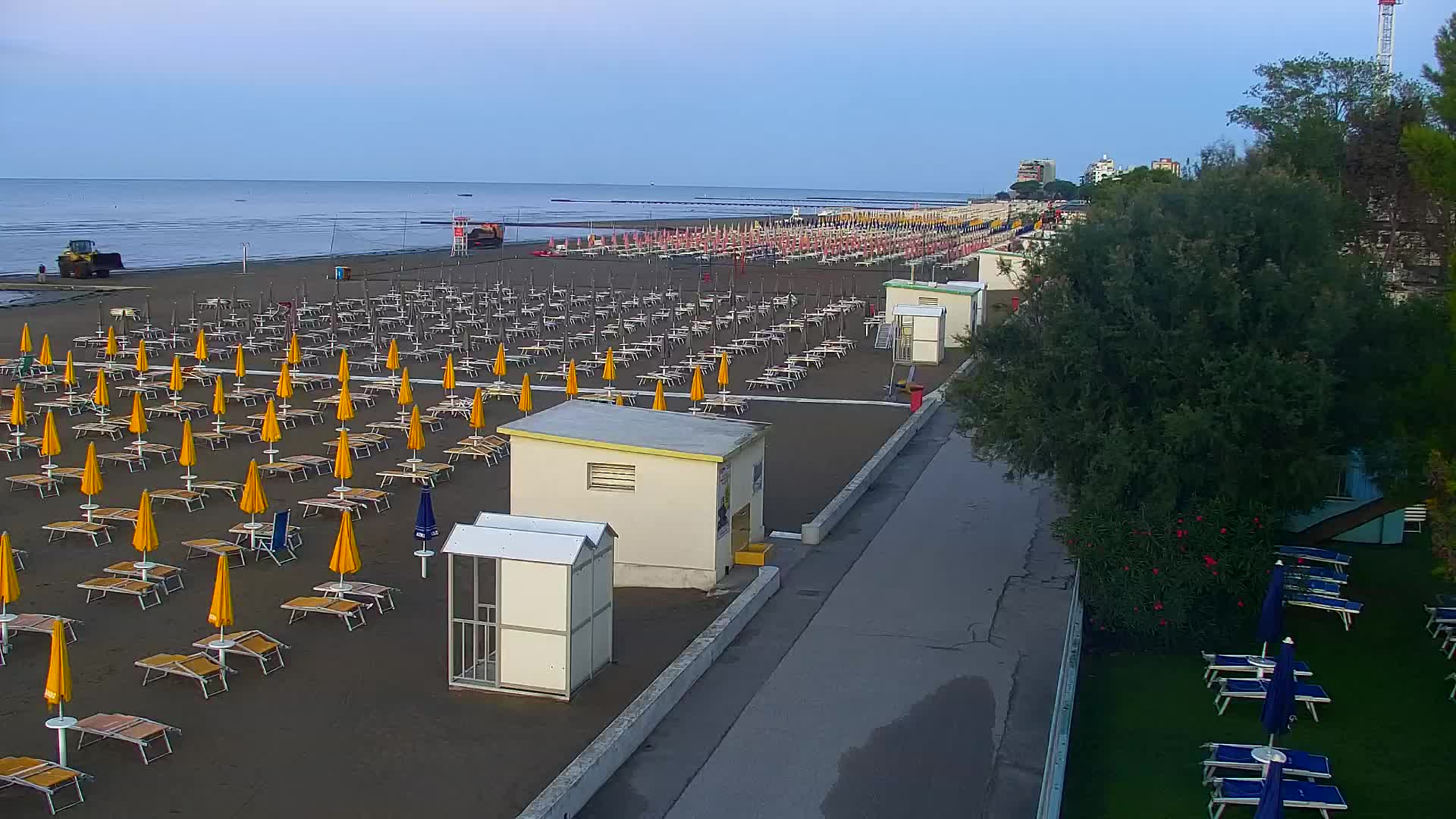 Grado Beach and Aquapark Views in Real Time
