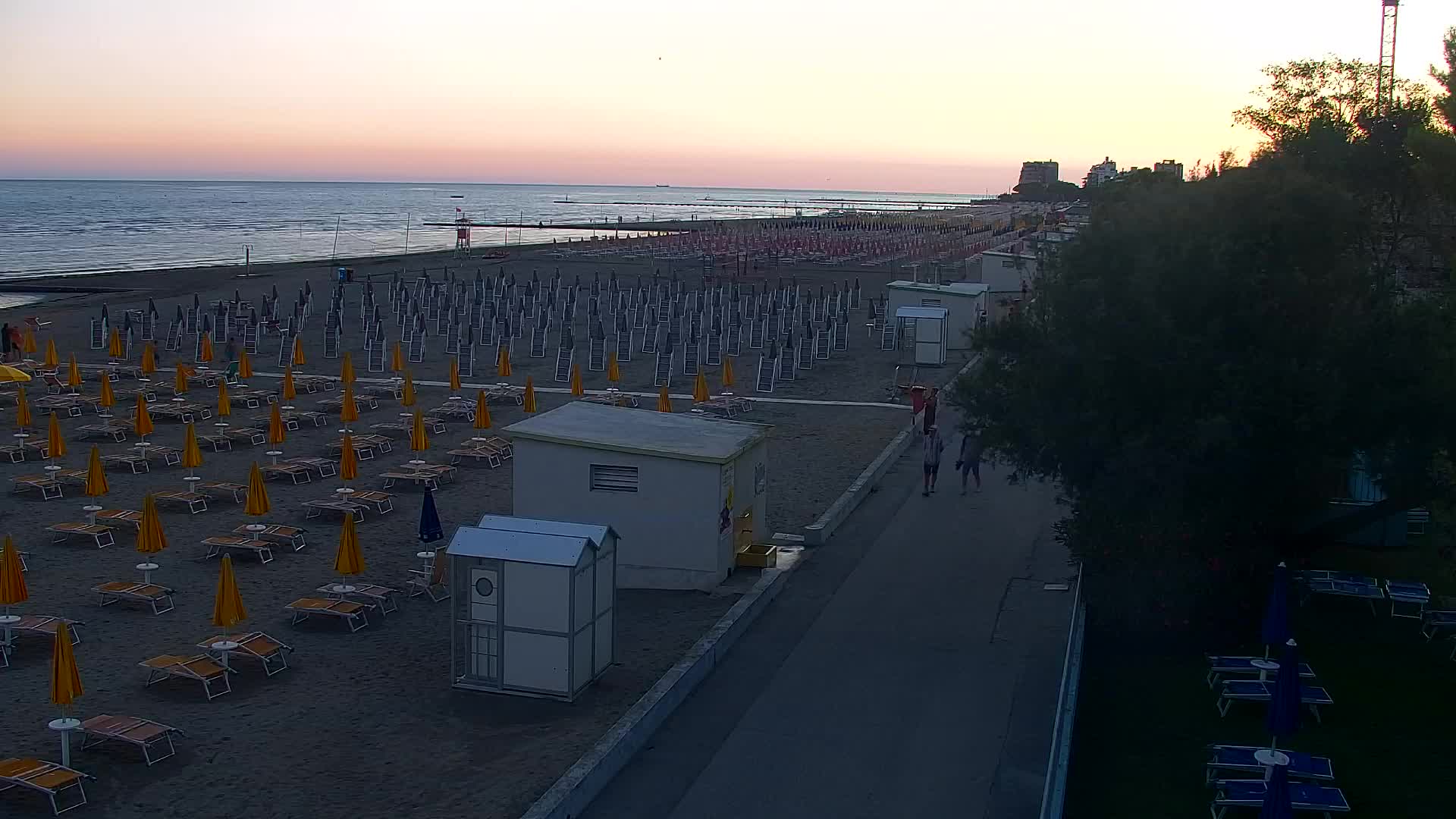Grado Beach and Aquapark Views in Real Time