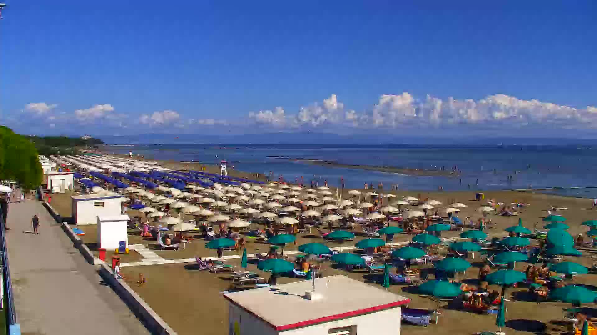 Grado Beach and Aquapark Views in Real Time