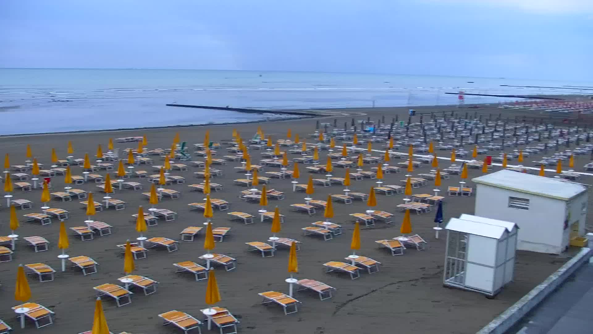 Spletna kamera v živo Grado: Pogledi na plažo in vodni park v realnem času