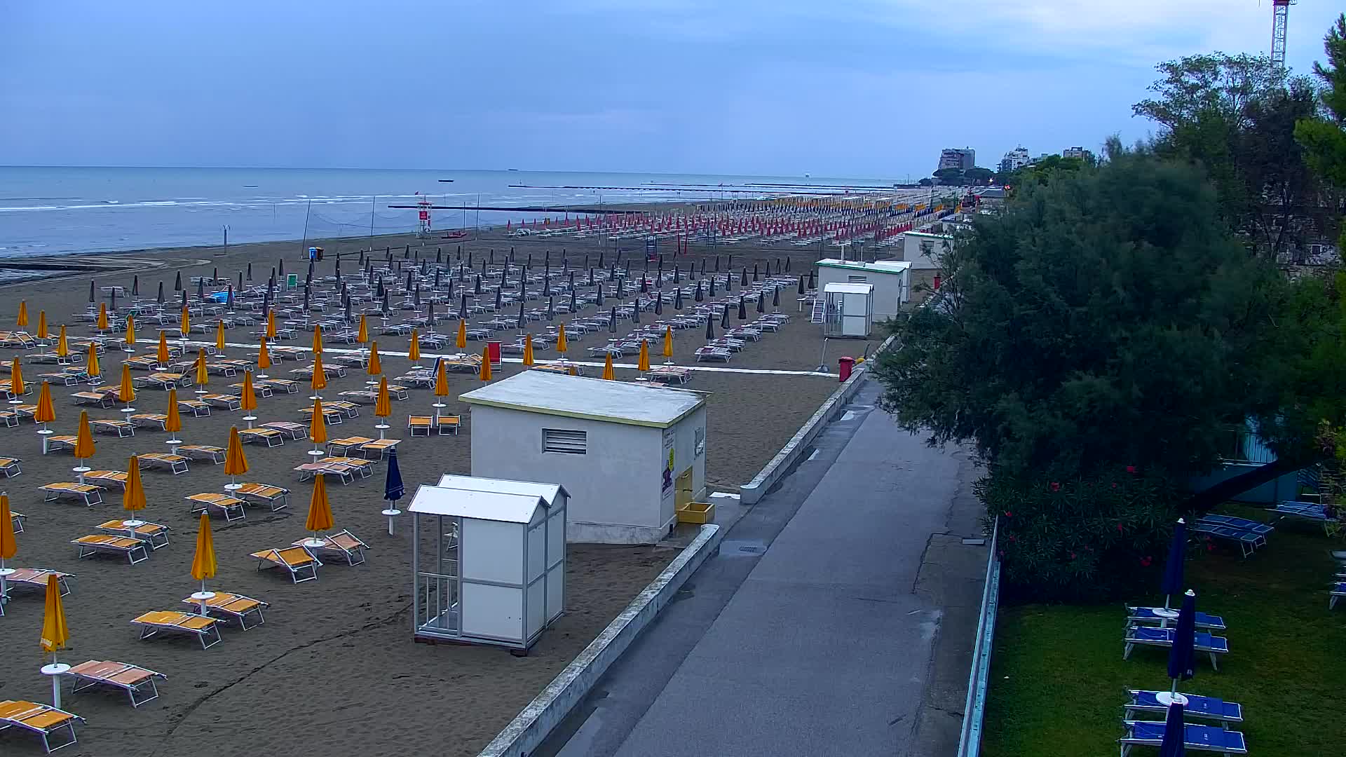 Spletna kamera v živo Grado: Pogledi na plažo in vodni park v realnem času