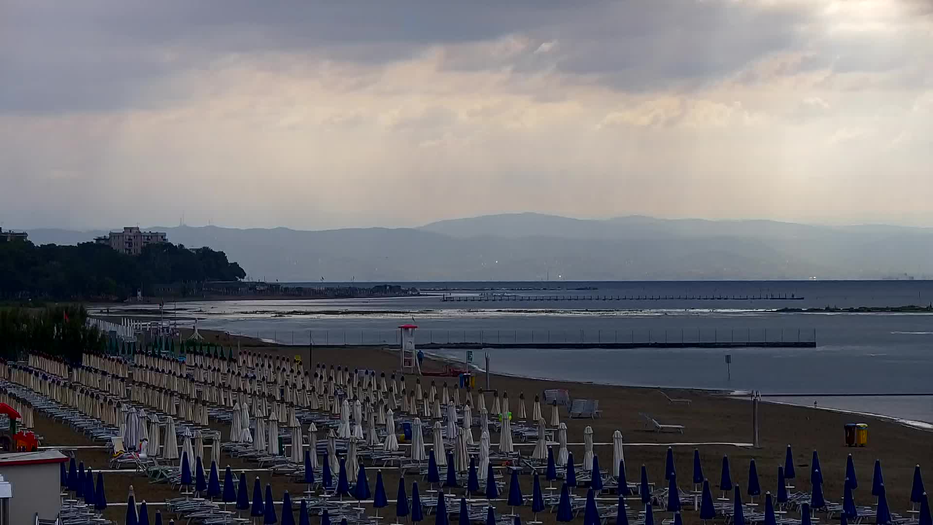 Grado Beach and Aquapark Views in Real Time