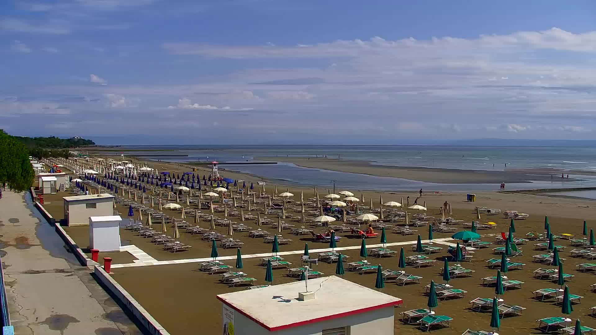Grado Beach and Aquapark Views in Real Time