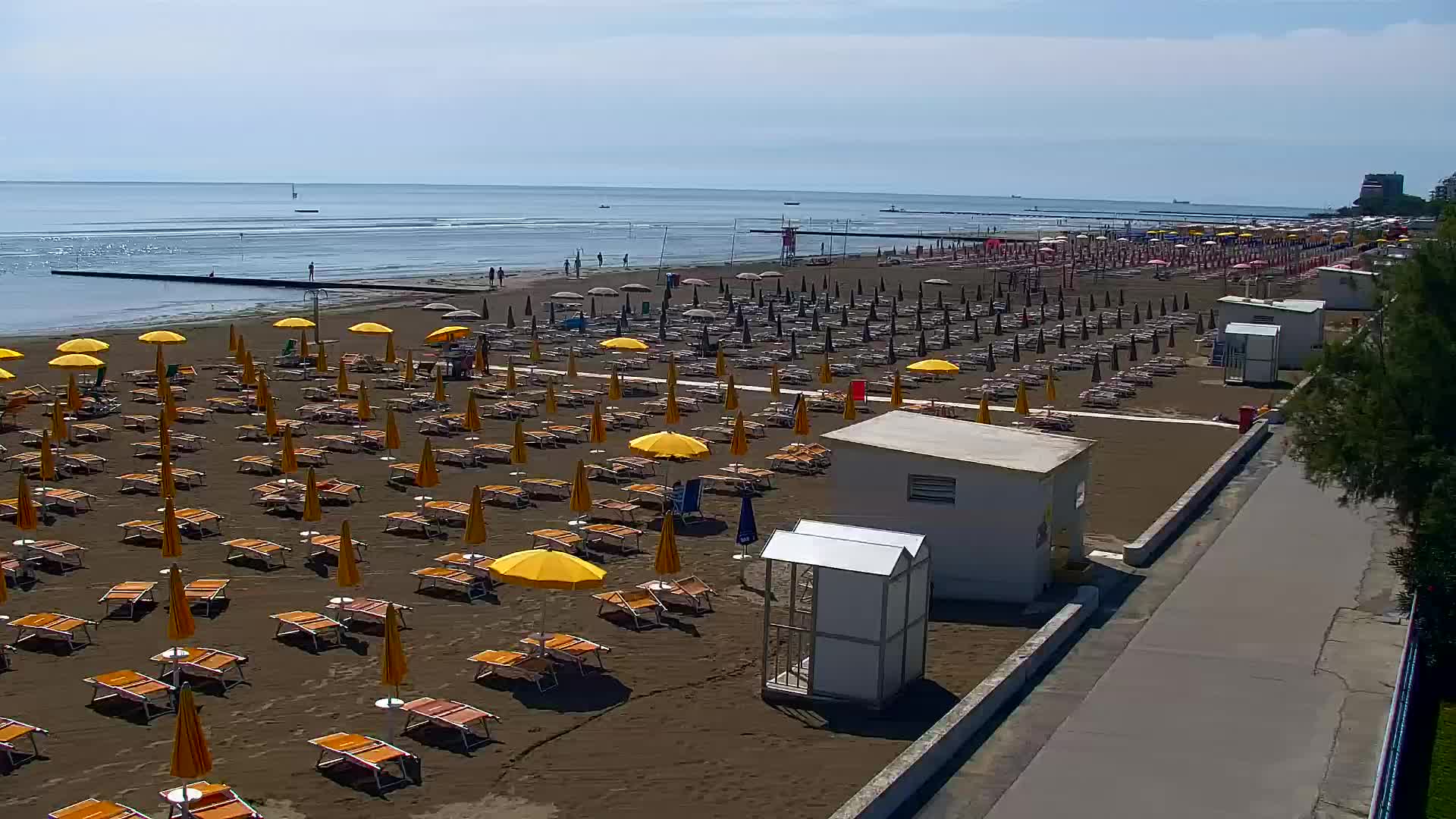 Grado Beach and Aquapark Views in Real Time