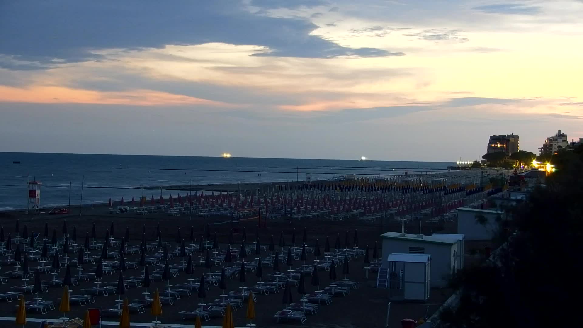 Grado Beach and Aquapark Views in Real Time