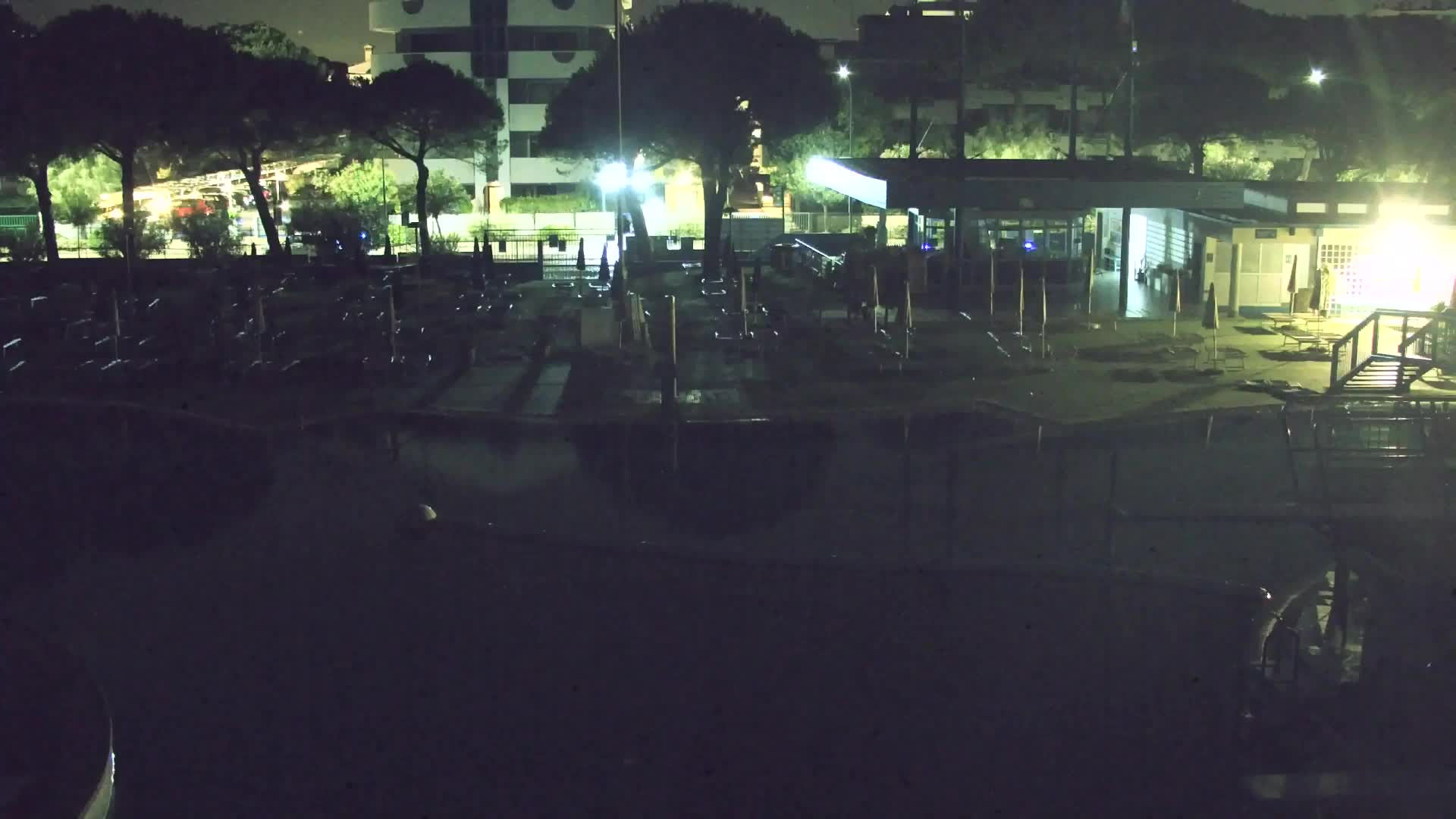 Webcam en vivo Grado: Vistas de la playa y del parque acuático en tiempo real
