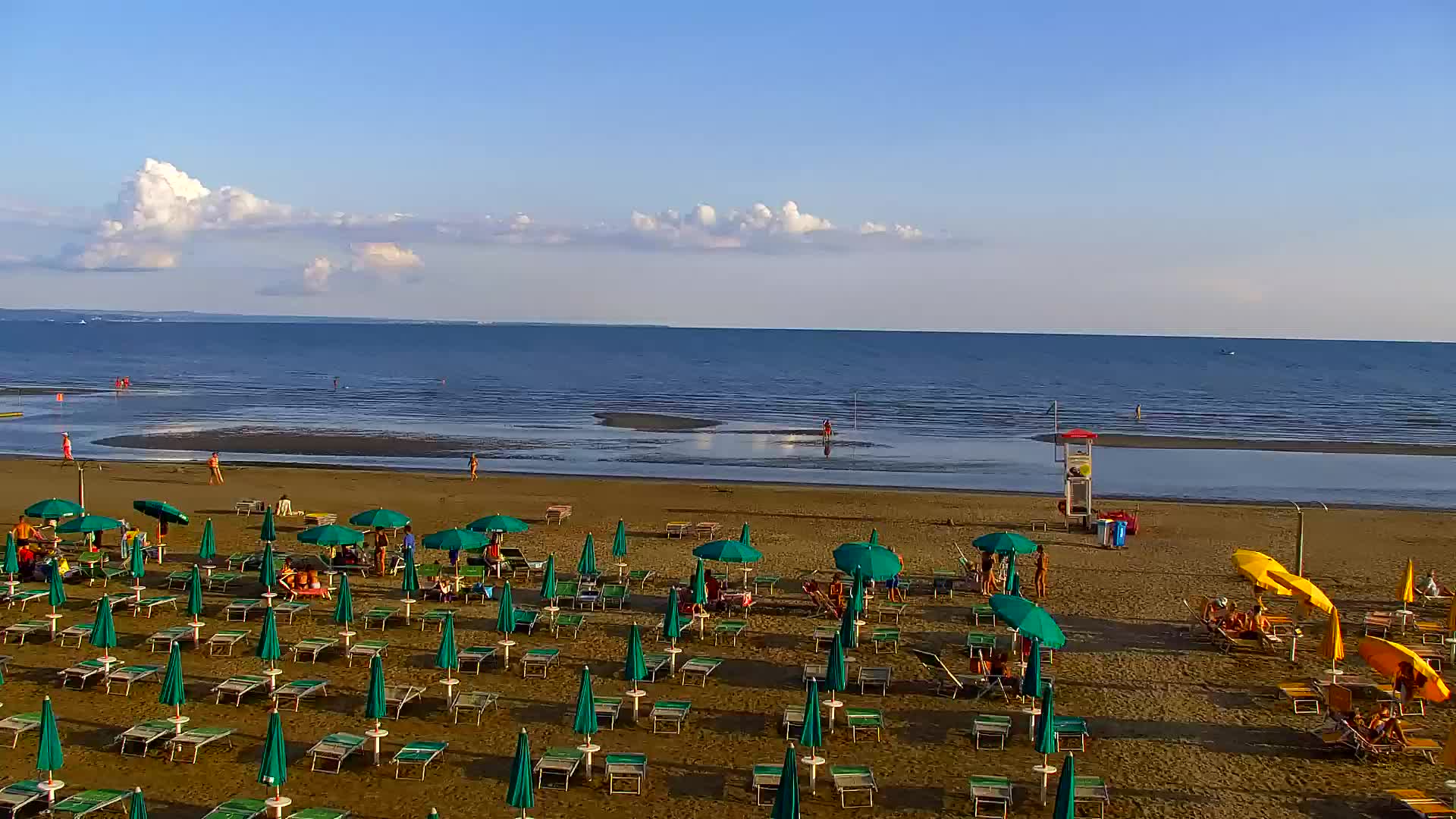 Grado Beach and Aquapark Views in Real Time