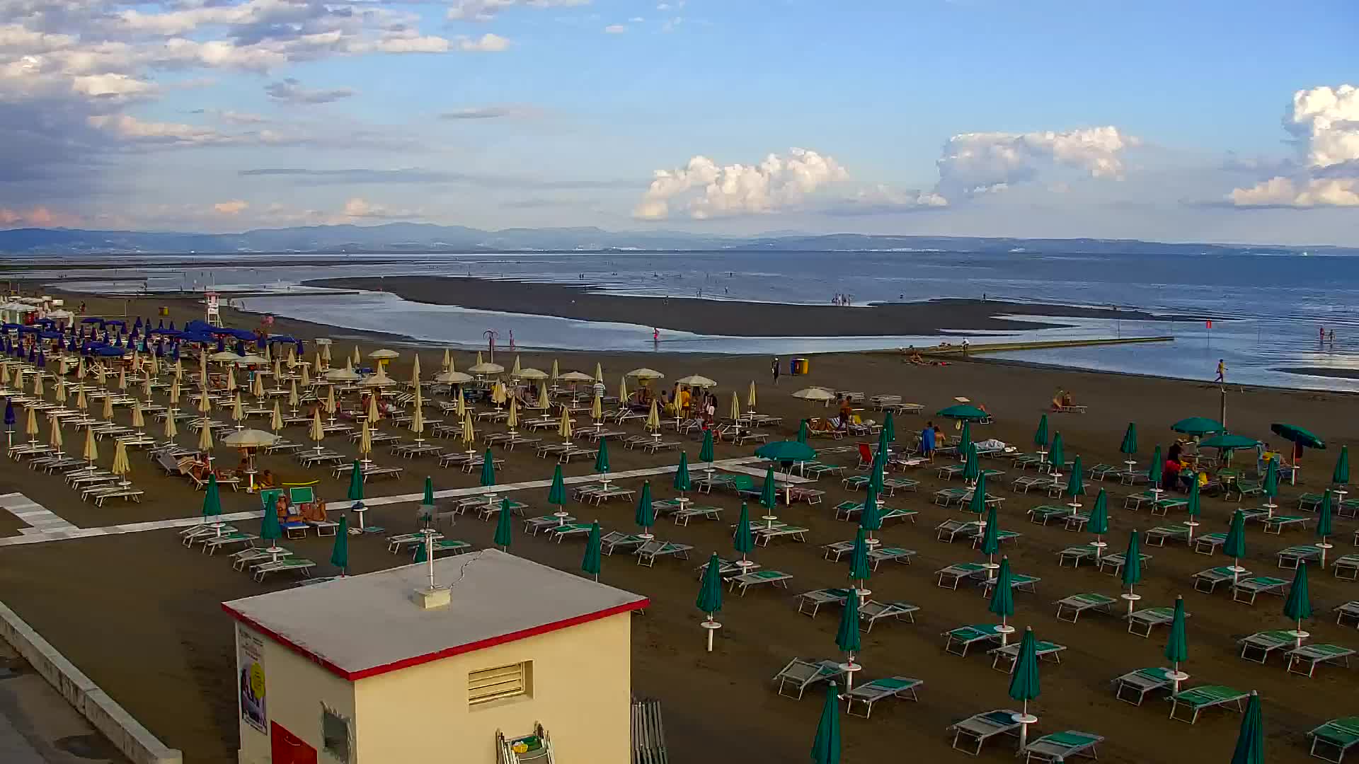 Webcam Live Grado: Vista sulla spiaggia e sull’acquapark in tempo reale