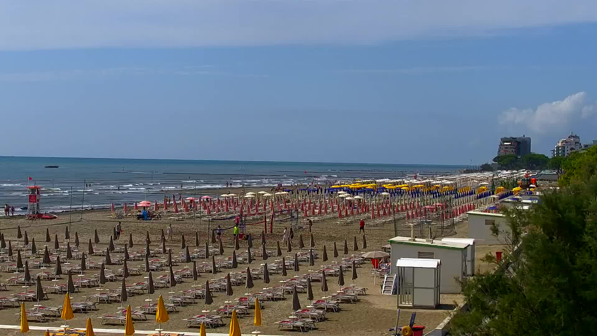 Spletna kamera v živo Grado: Pogledi na plažo in vodni park v realnem času
